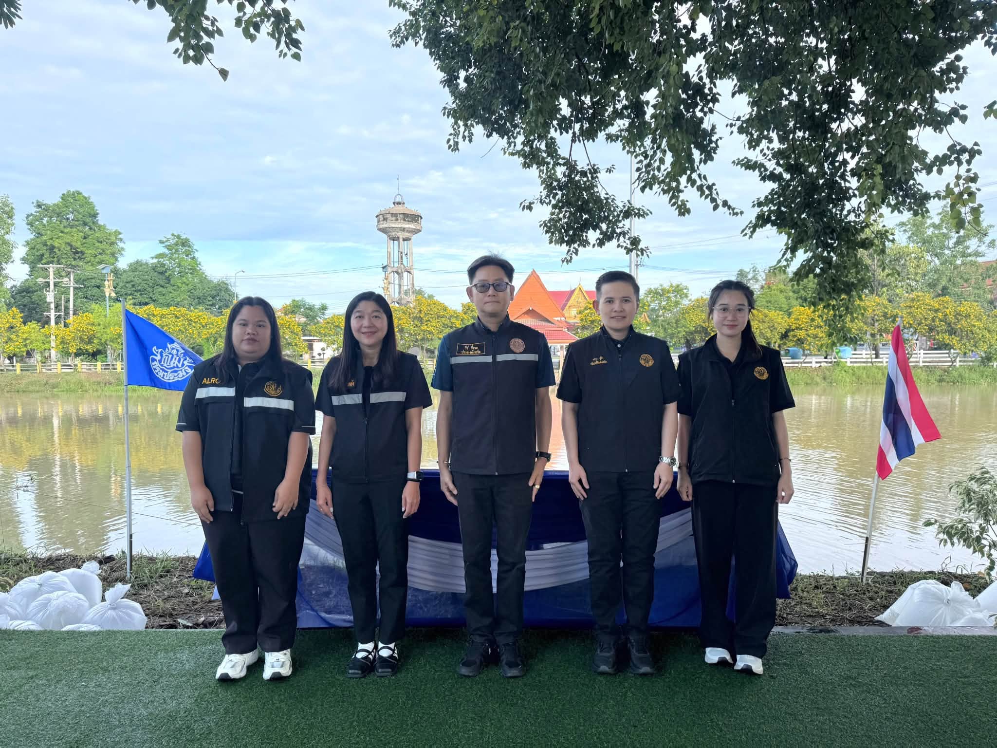 title - ส.ป.ก.อ่างทอง ร่วมพิธีปล่อยพันธุ์สัตว์น้ำ เนื่องในวันประมงแห่งชาติ ประจำปี 2569 จังหวัดอ่างทอง